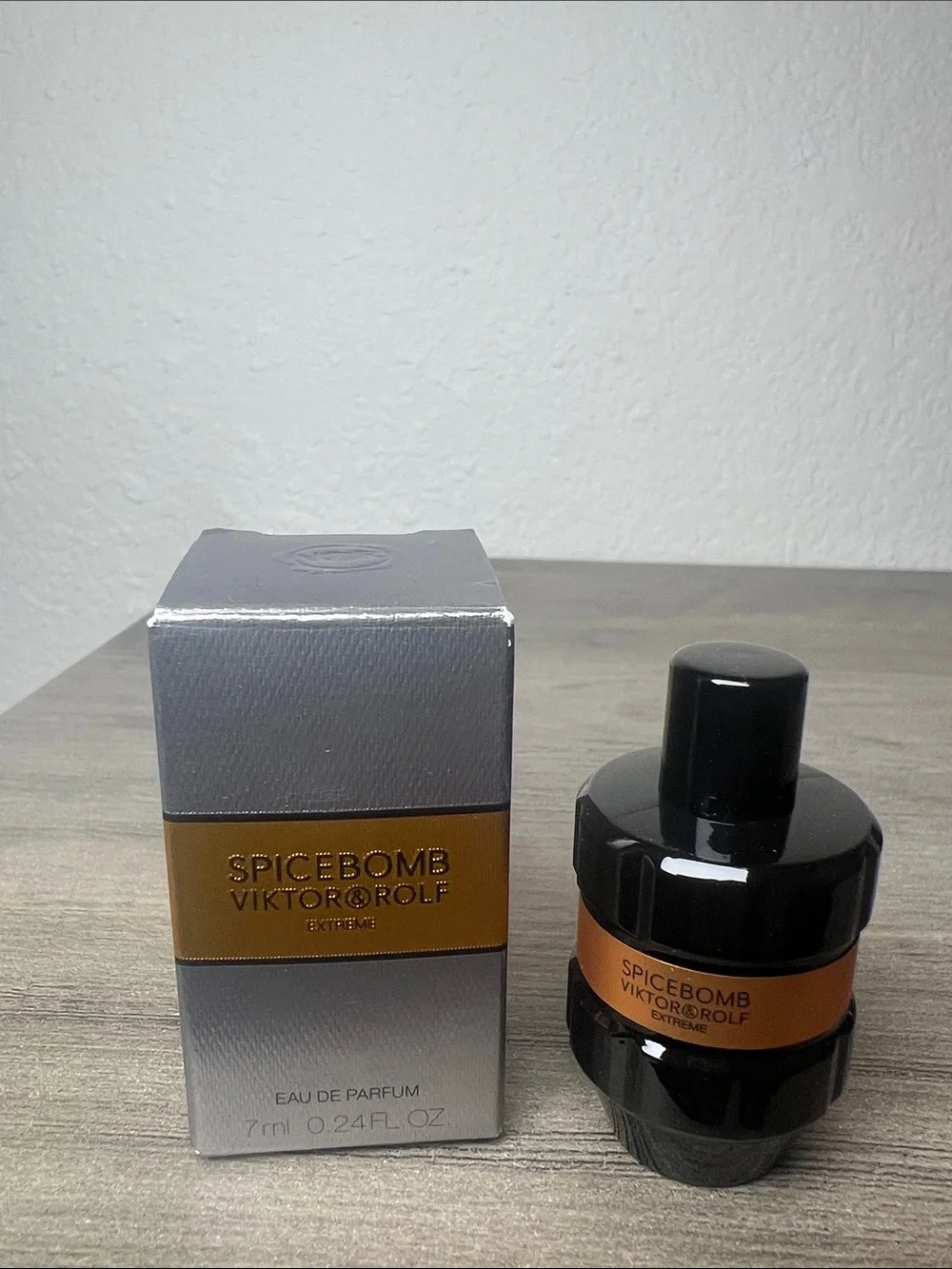 Men’s Cologne Minis Mont Blanc, Versace, Valentino, Viktor Rolf & Acqua Di Gio